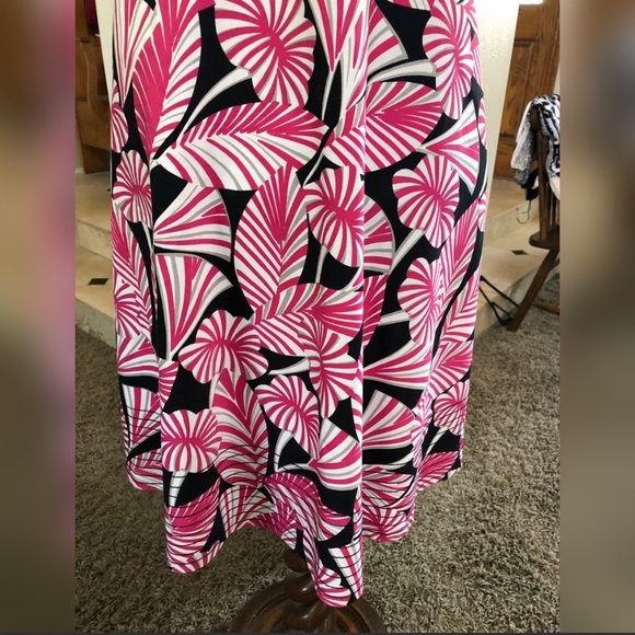 Maggie London Vintage Sundress - Picture 5 of 9